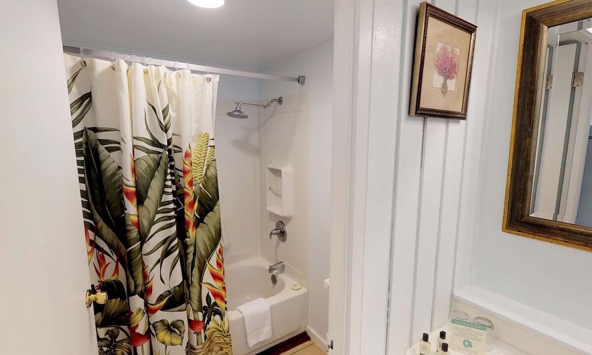 Photo of Bathroom in Kaunakakai