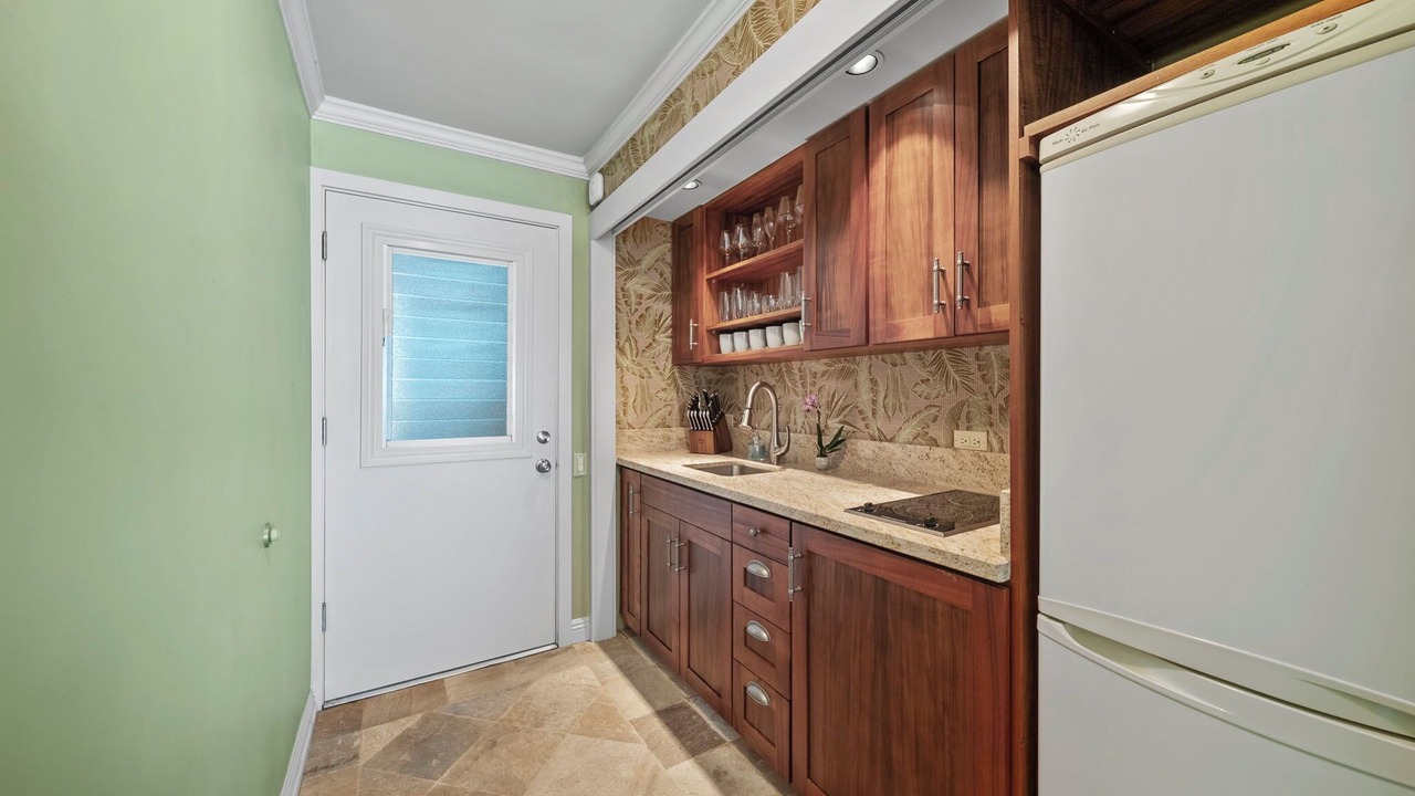 Photo of Bedroom in Diamond Head - Kapahulu - St. Louis