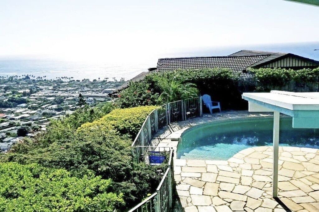 Photo of Outdoor in Waialae Iki Ridge