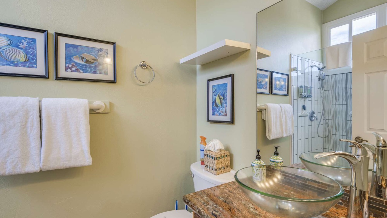 Photo of Bathroom in Maalaea