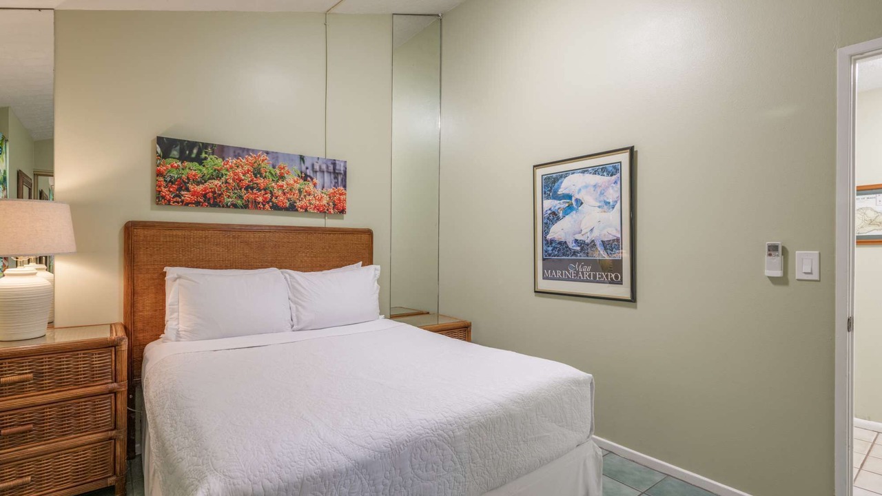 Photo of Bedroom in Maalaea