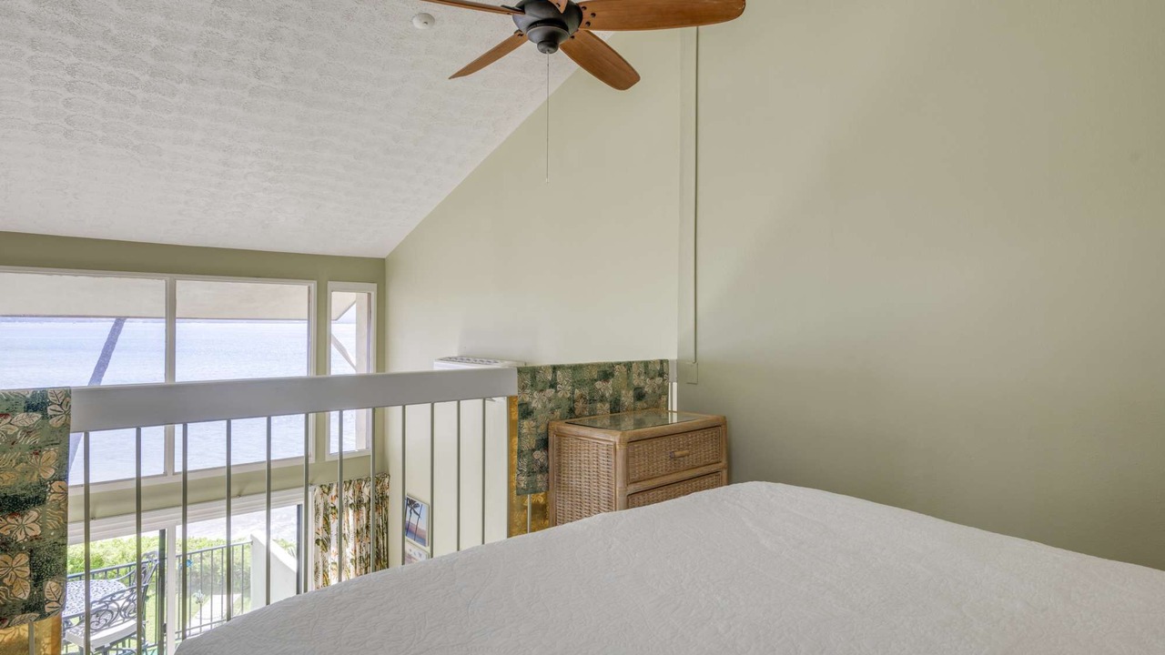 Photo of Bedroom in Maalaea