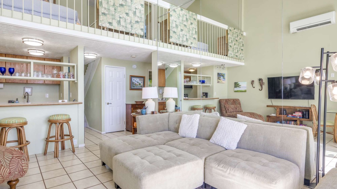 Photo of Livingroom in Maalaea