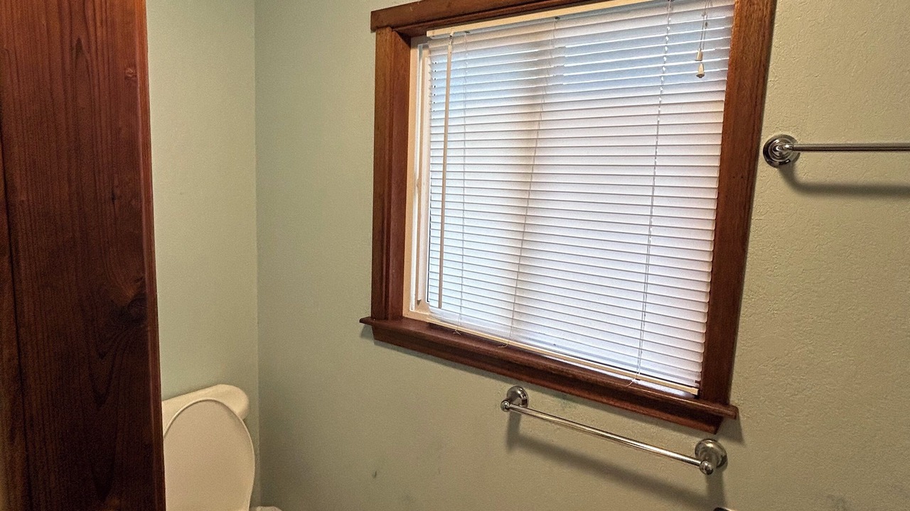 Photo of Bathroom in Hilo