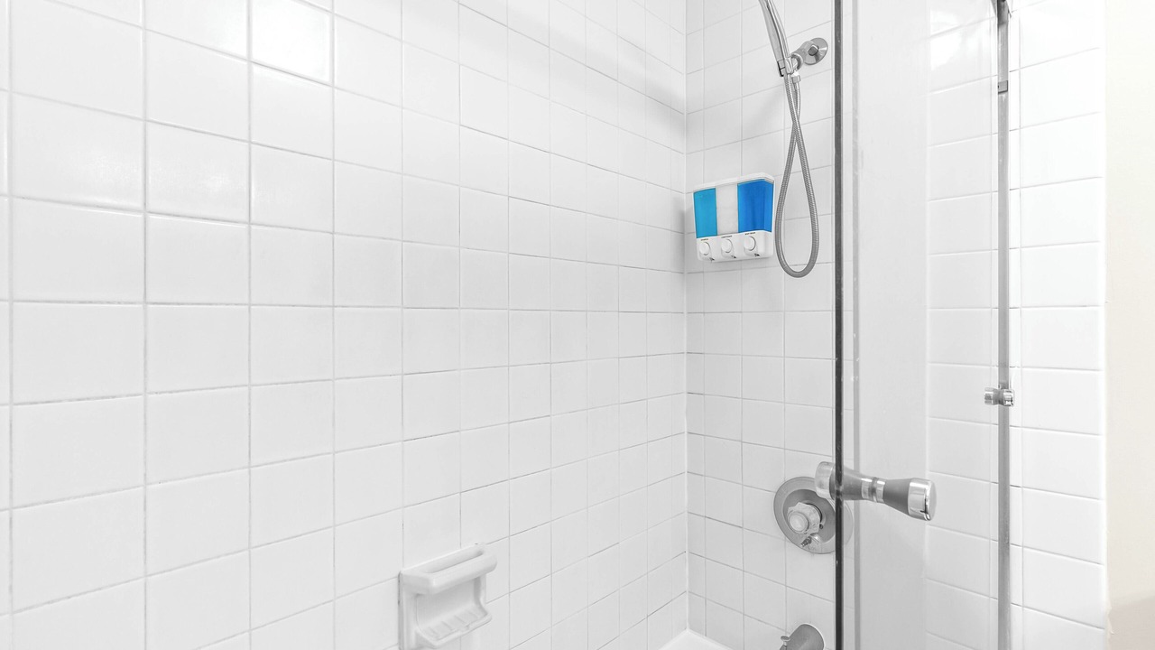 Photo of Bathroom in Ala Moana