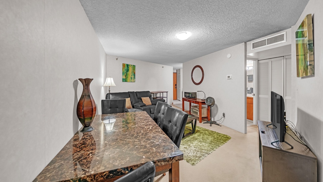 Photo of Bedroom in Downtown Honolulu