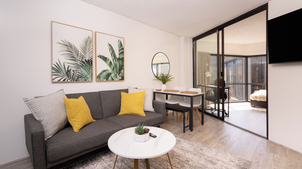 Photo of Livingroom in Downtown Honolulu
