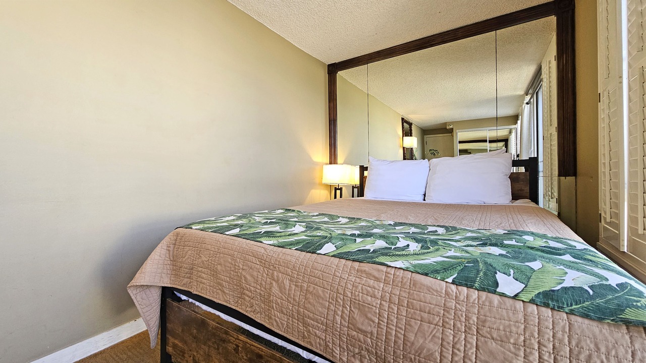 Photo of Bedroom in Diamond Head - Kapahulu - St. Louis