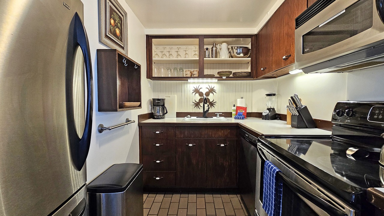 Photo of Kitchen in Diamond Head - Kapahulu - St. Louis