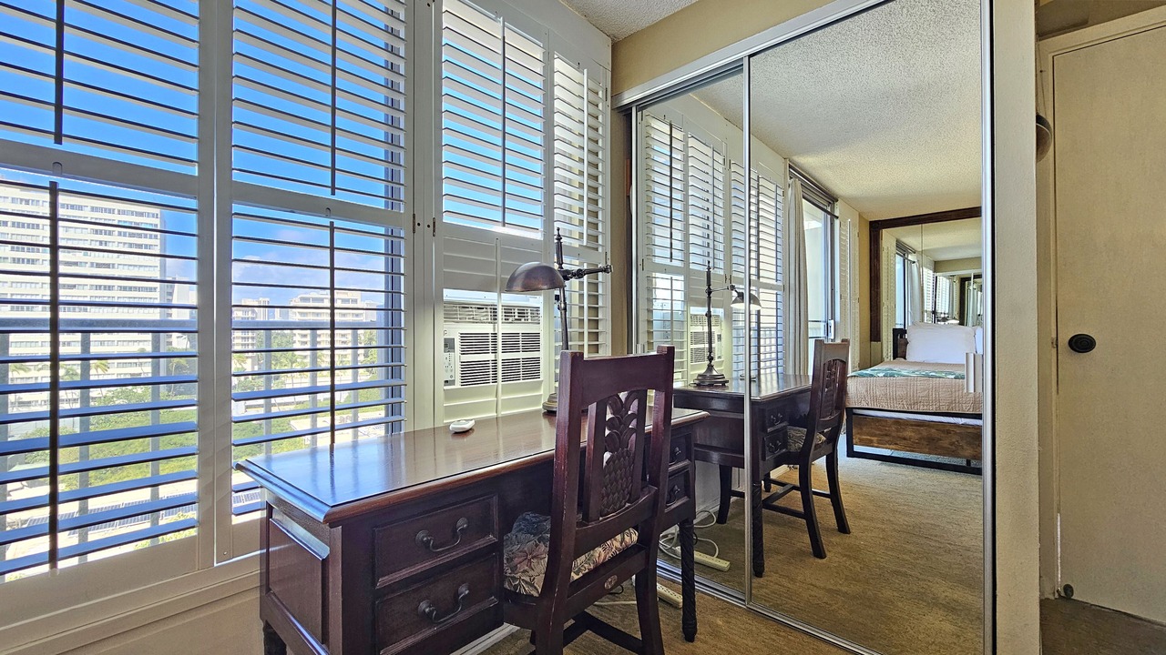 Photo of Bedroom in Diamond Head - Kapahulu - St. Louis
