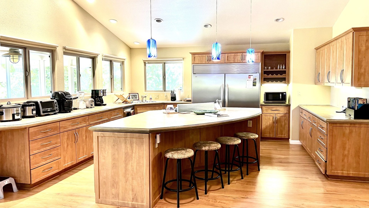 Photo of Kitchen in Hakalau