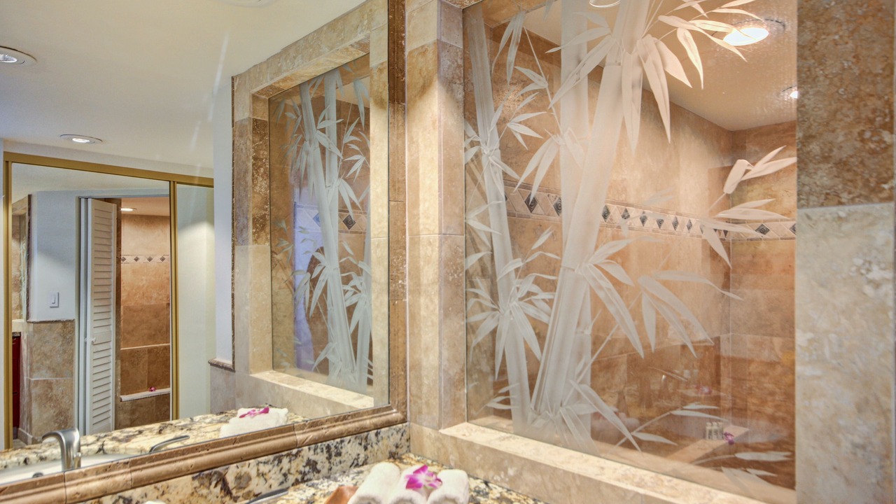 Photo of Bathroom in Kaanapali