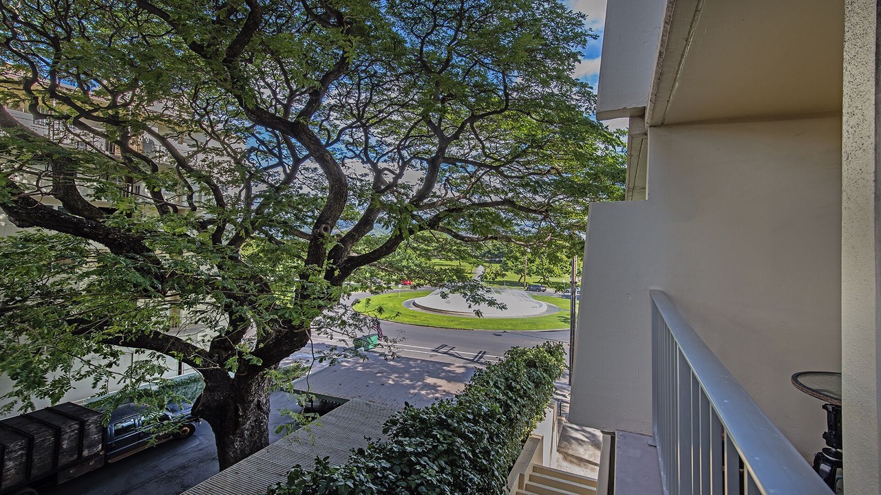 Photo of Outdoor in Diamond Head - Kapahulu - St. Louis