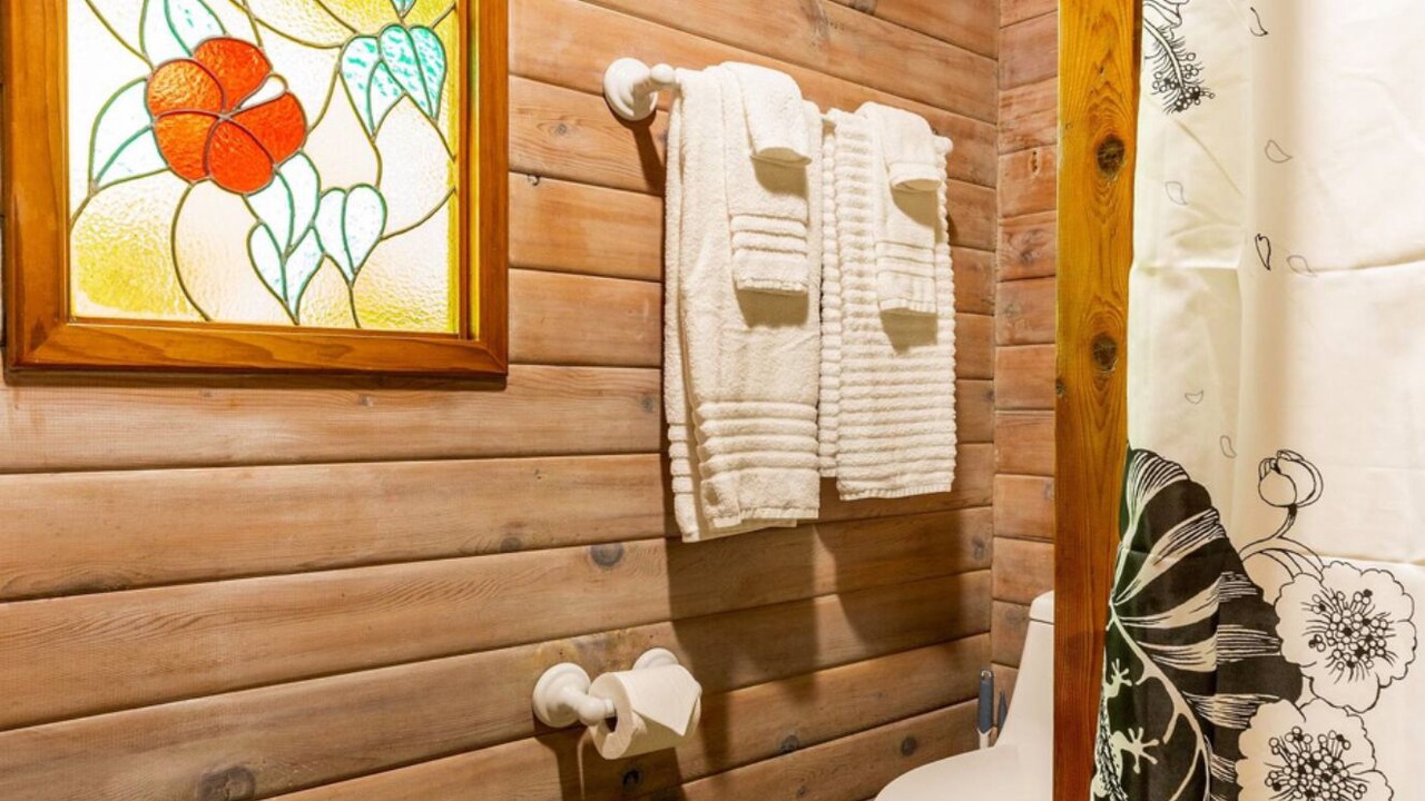 Photo of Bathroom in Volcano