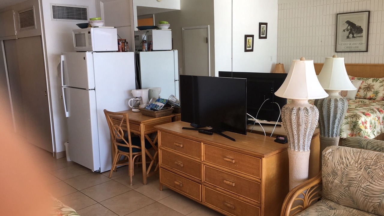 Photo of Kitchen in Historic Lahaina Front Street