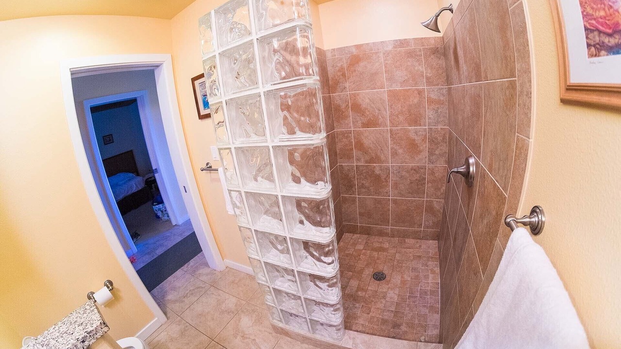 Photo of Bathroom in Kahaluu Bay