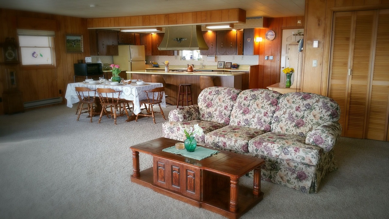 Photo of Livingroom in Kachemak