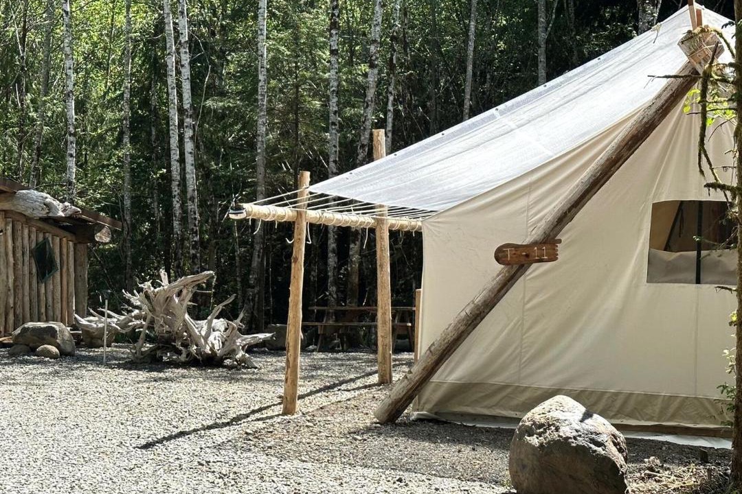 Photo of Others in Forks