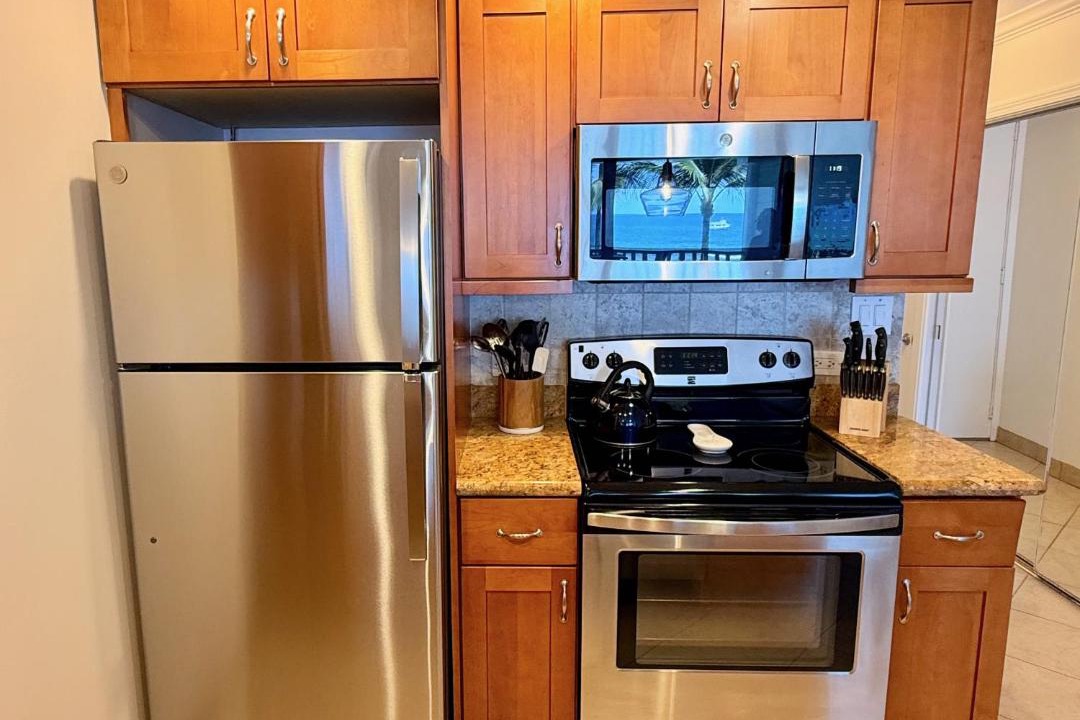 Photo of Kitchen in Historic Lahaina Front Street