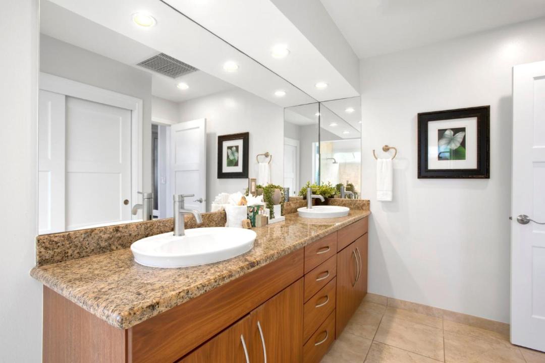 Photo of Bathroom in Napili