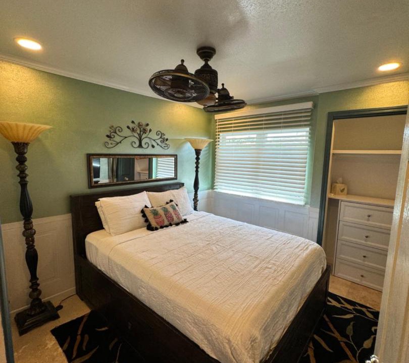 Photo of Bedroom in Diamond Head - Kapahulu - St. Louis
