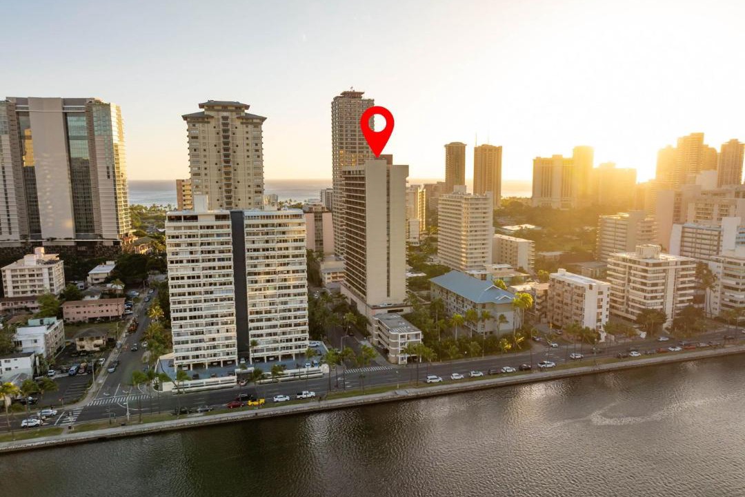 Photo of Others in Waikiki
