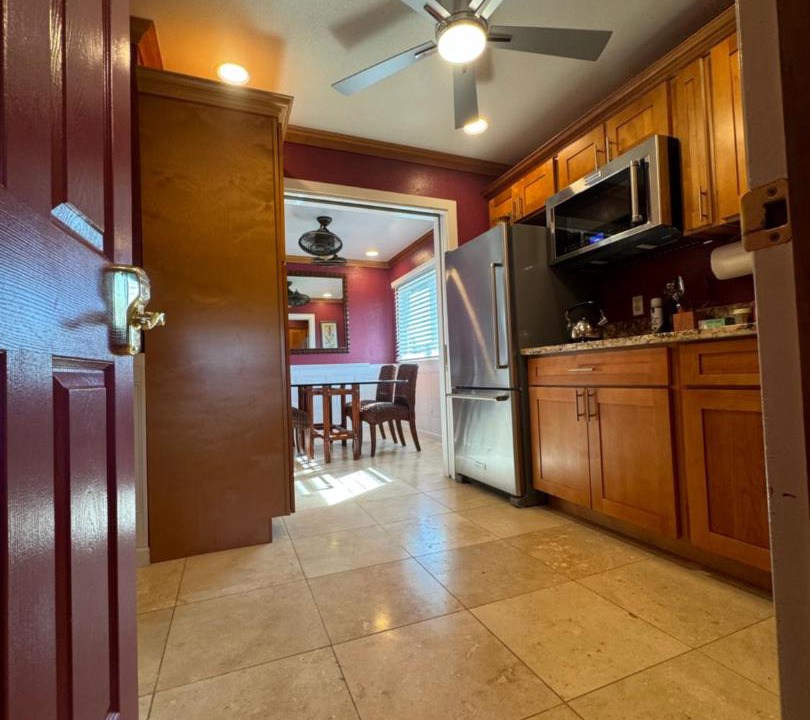 Photo of Kitchen in Diamond Head - Kapahulu - St. Louis