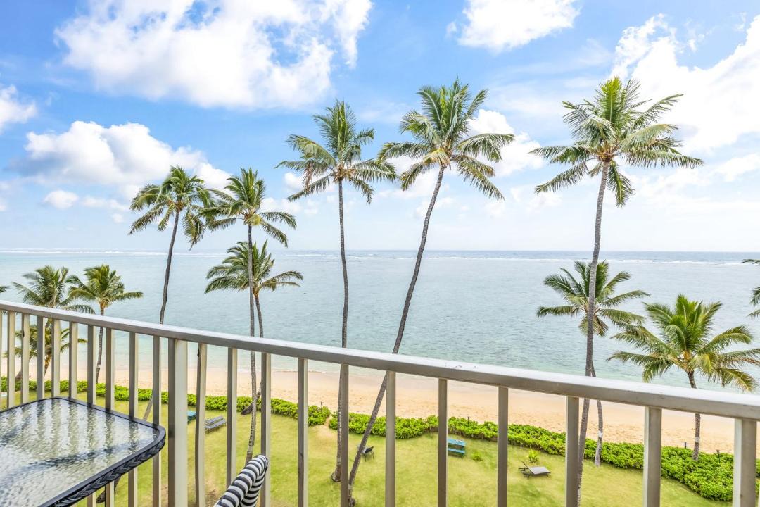 Photo of Patio Balcony in Punaluu