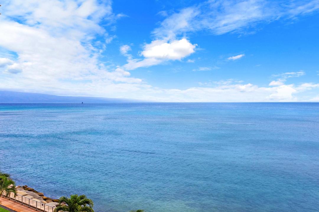 Photo of Others in Kahana