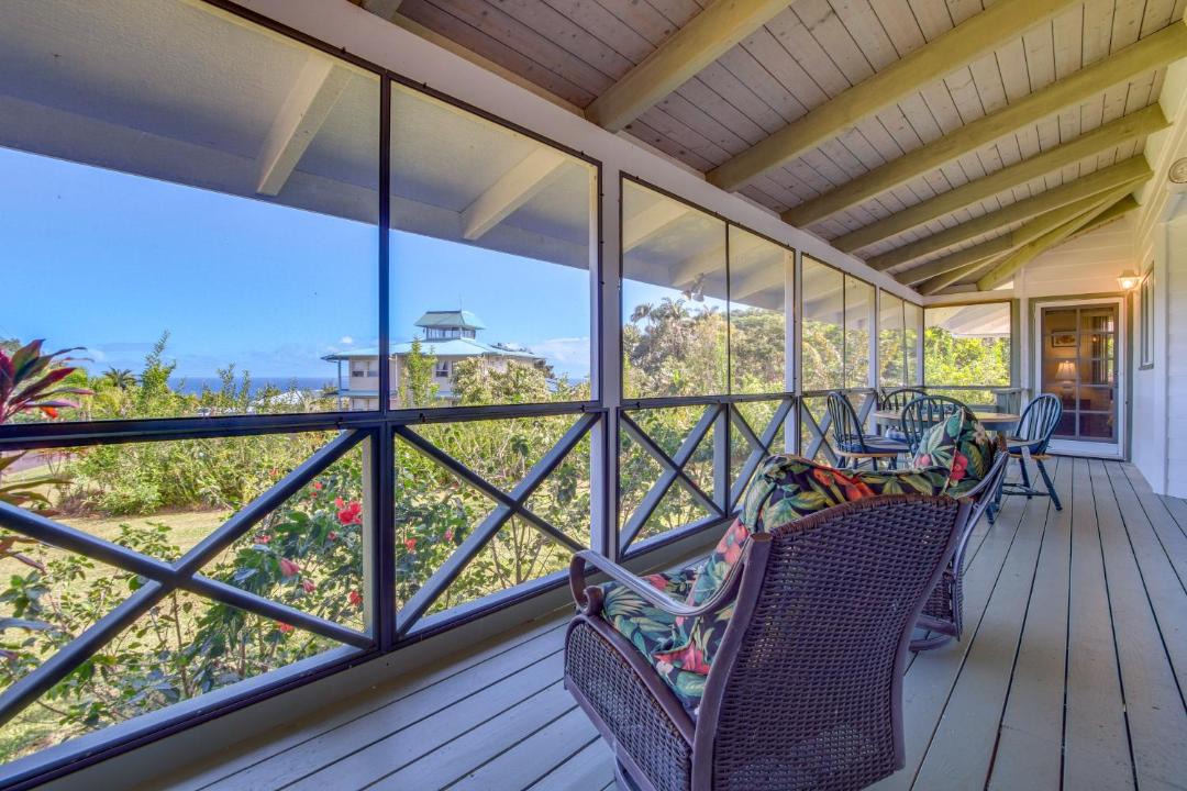 Photo of Patio Balcony in Honomu