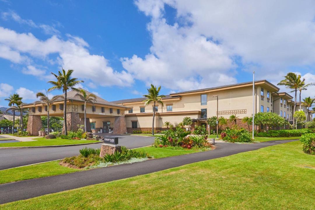 Photo of Others in Laie
