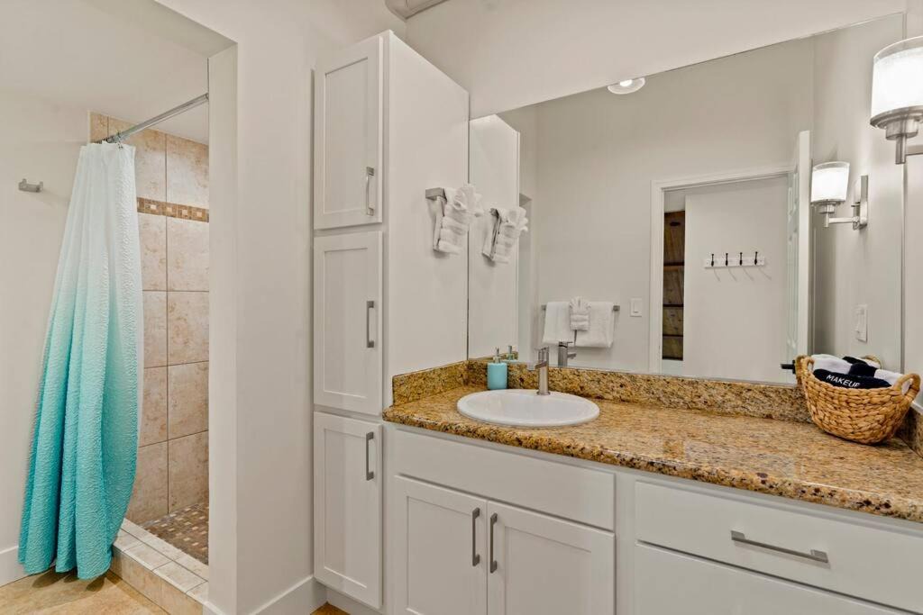 Photo of Bathroom in Kihei