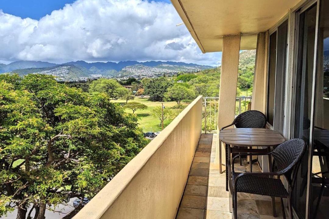 Photo of Patio Balcony in Diamond Head - Kapahulu - St. Louis