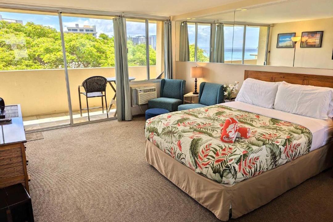 Photo of Bedroom in Diamond Head - Kapahulu - St. Louis
