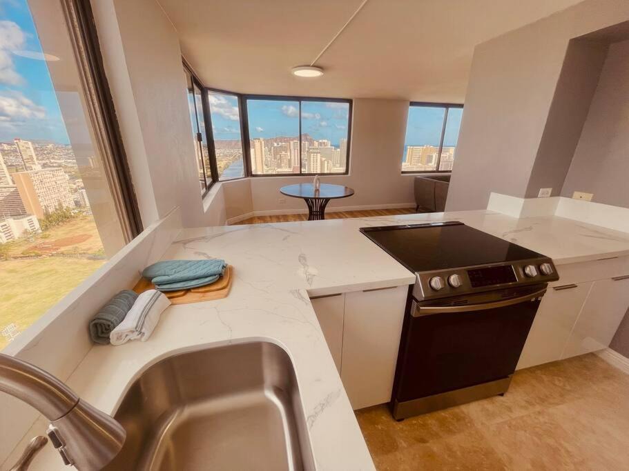 Photo of Livingroom in Waikiki