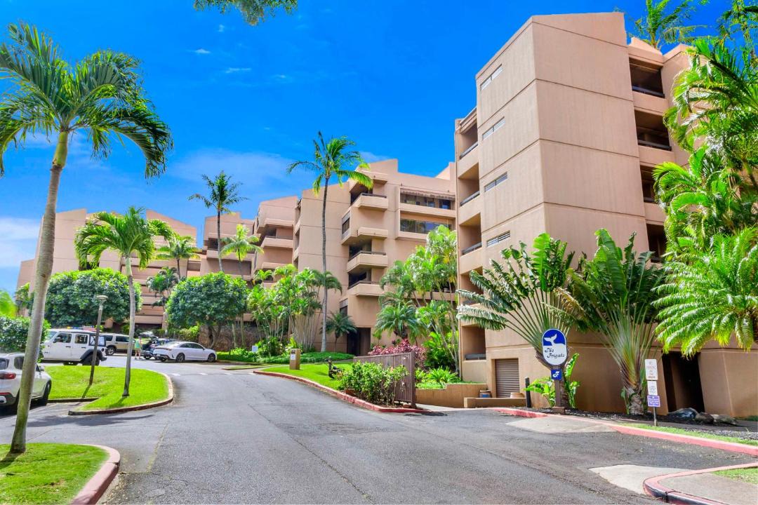 Photo of Buildings in Kahana