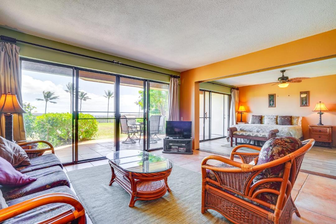 Photo of Livingroom in Maunaloa