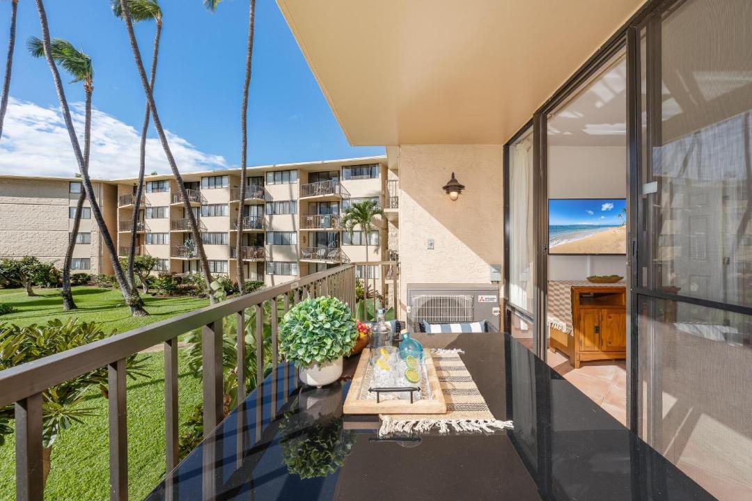 Photo of Patio Balcony in Maalaea