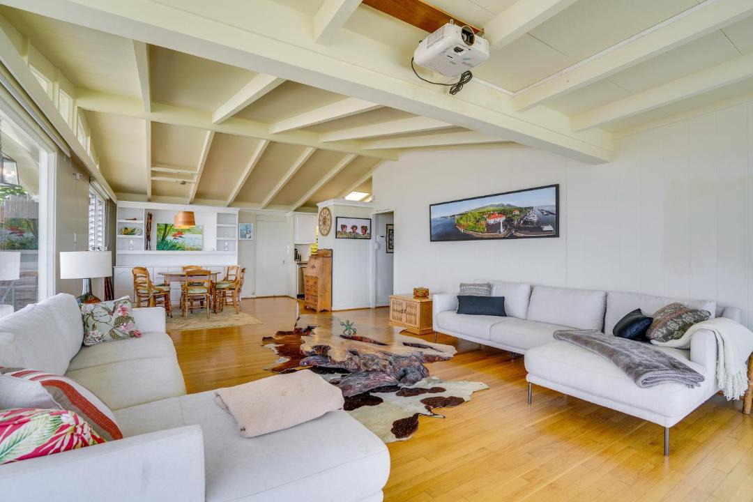 Photo of Livingroom in Diamond Head - Kapahulu - St. Louis