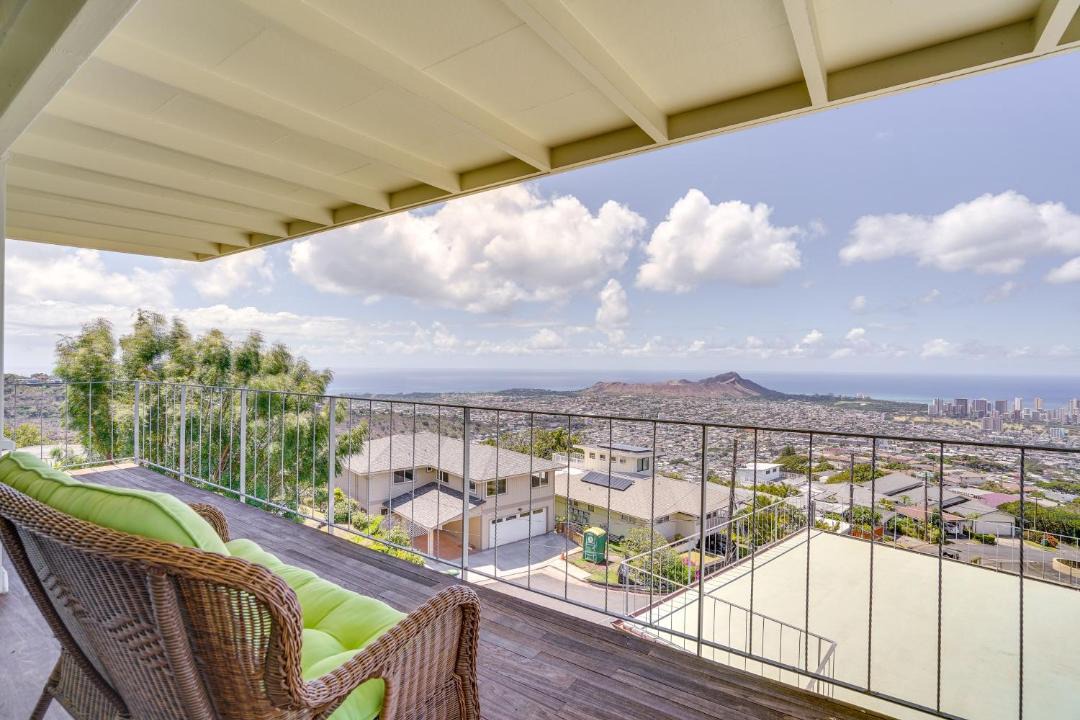 Photo of Patio Balcony in Diamond Head - Kapahulu - St. Louis
