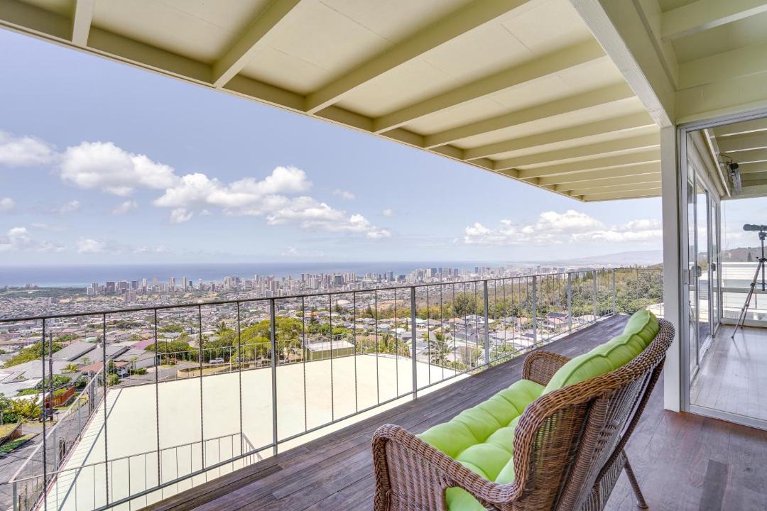Photo of Patio Balcony in Diamond Head - Kapahulu - St. Louis