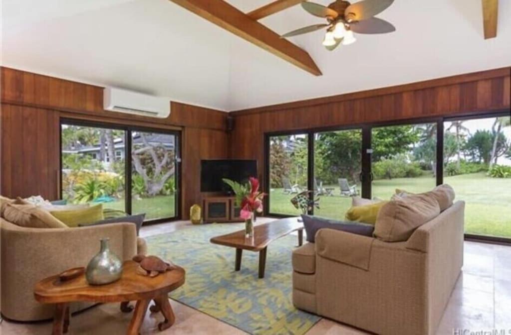 Photo of Livingroom in Kailua