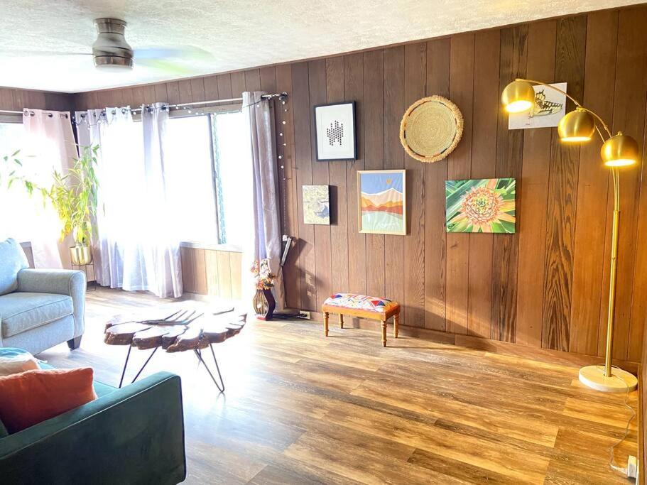 Photo of Livingroom in Hilo