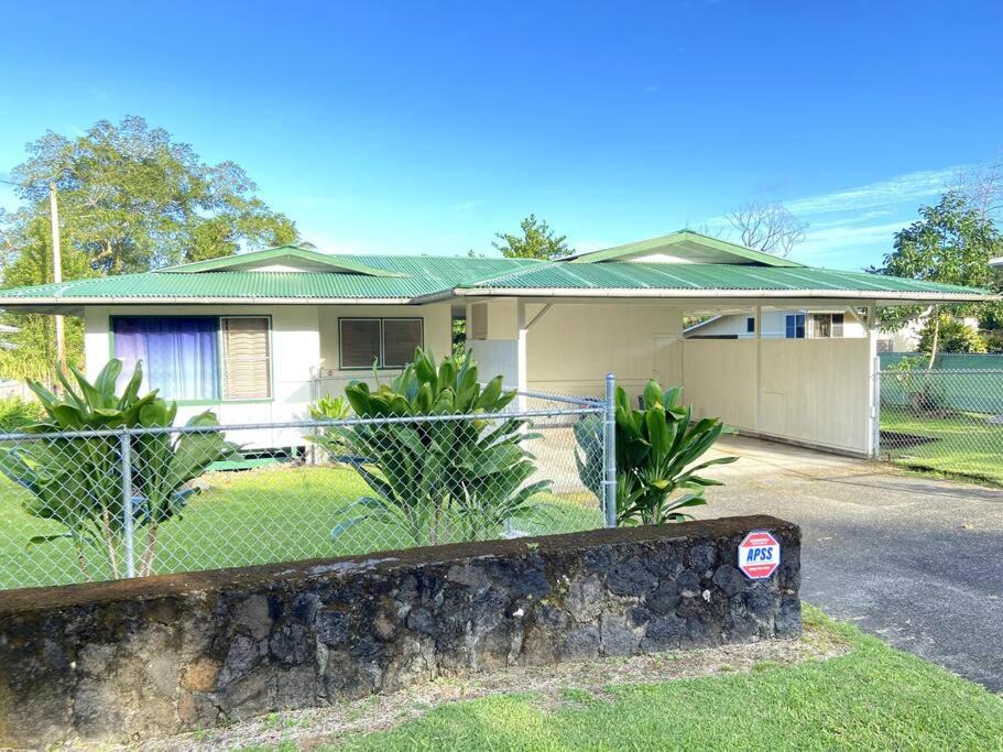 Photo of Buildings in Hilo