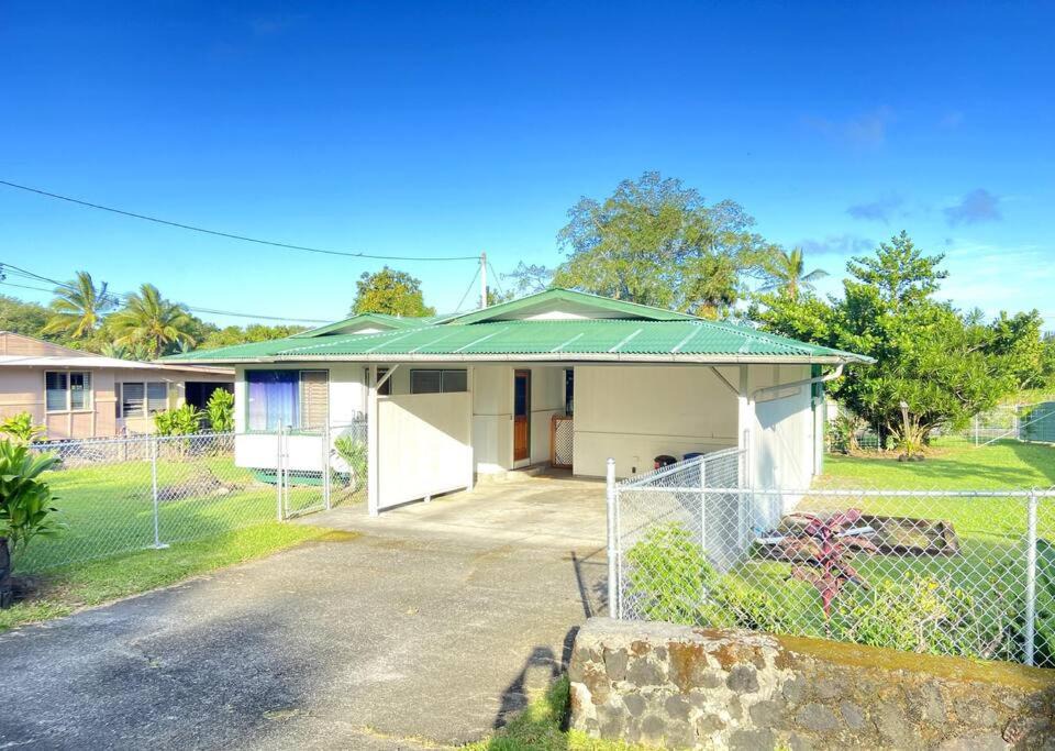 Photo of Buildings in Hilo
