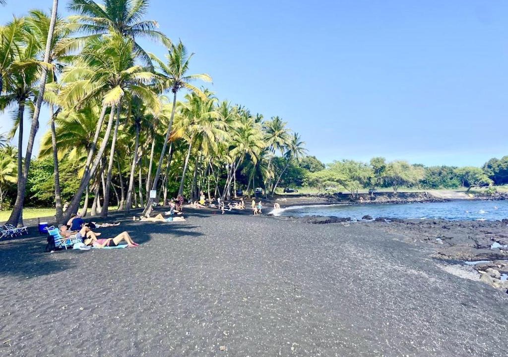 Photo of Others in Punaluu