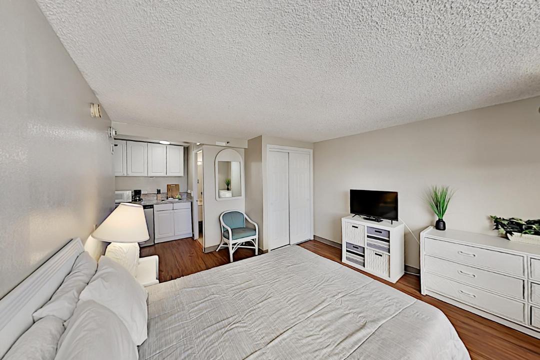 Photo of Bedroom in McCully - Moiliili