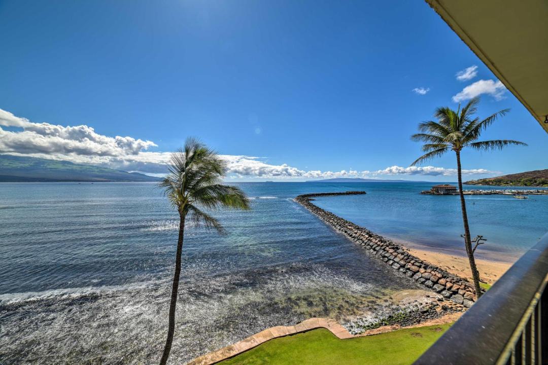 Photo of Patio Balcony in Maalaea