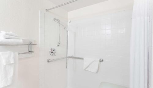 Double Room with Mobility/Hearing Impaired Access - Non-Smoking