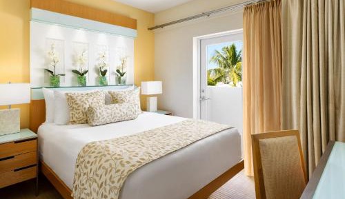 Two-Bedroom Villa with Pool View